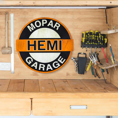 エンボス ティン サイン MOPAR HEMI GARAGE