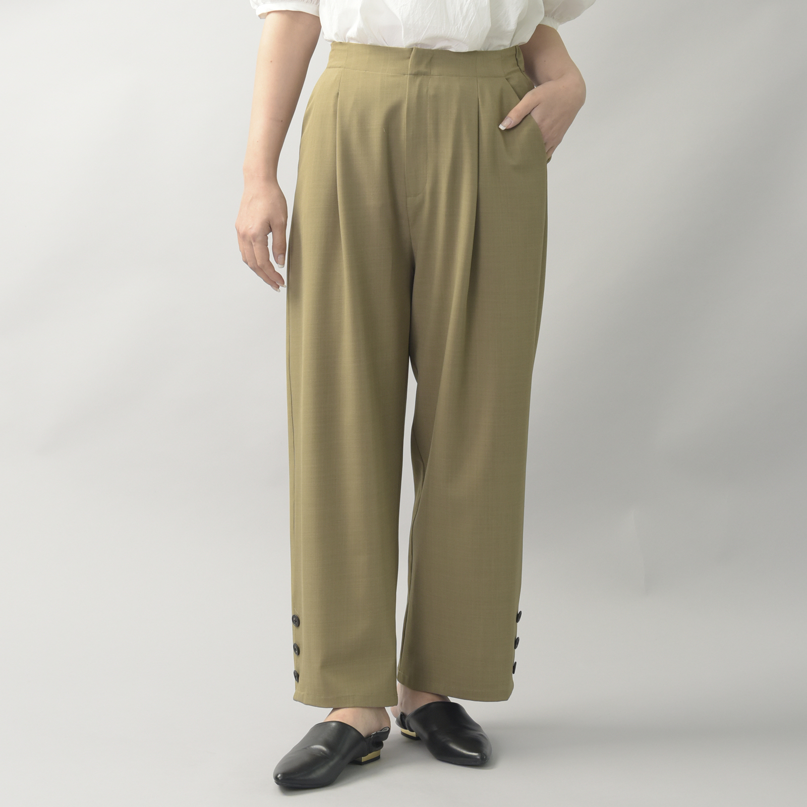ツイルサージストレッチ裾釦パンツ