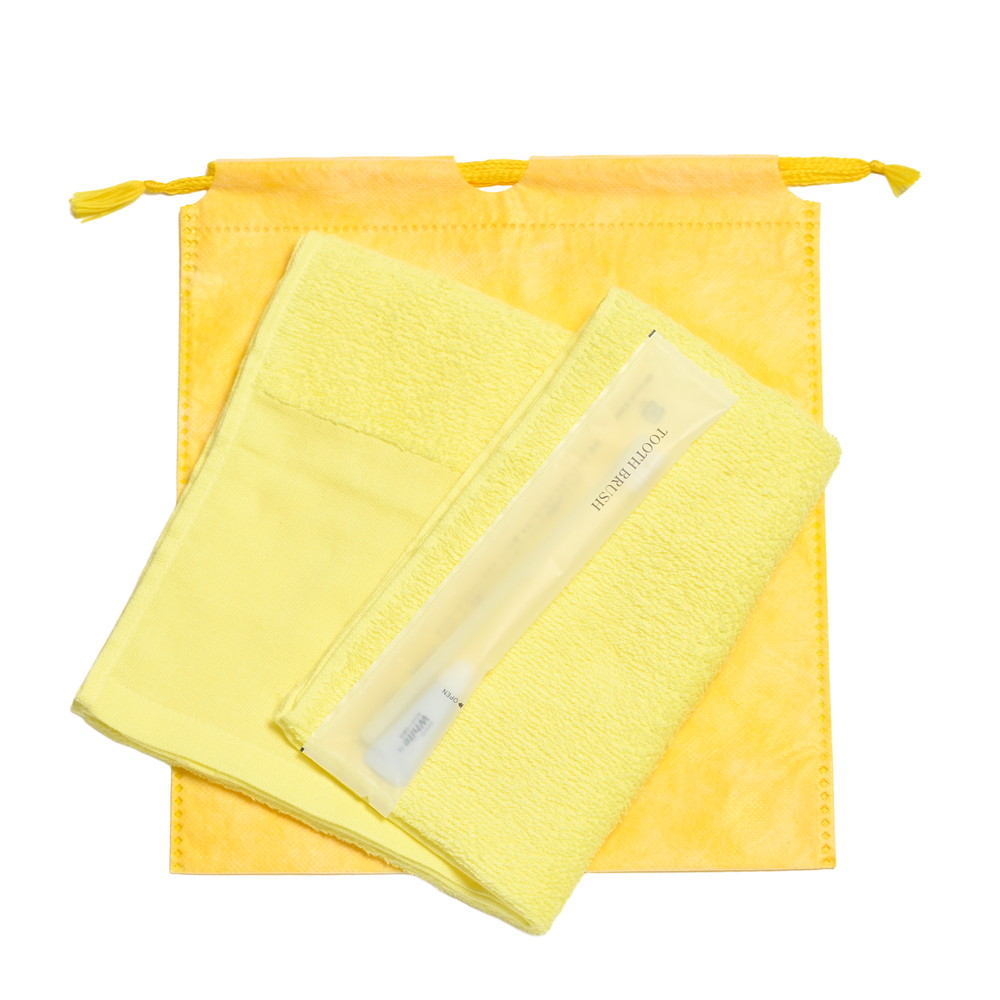 180匁平地付ソフトタオル・国産ハブラシセット（イエロー）和紙柄巾着袋入り　200セット