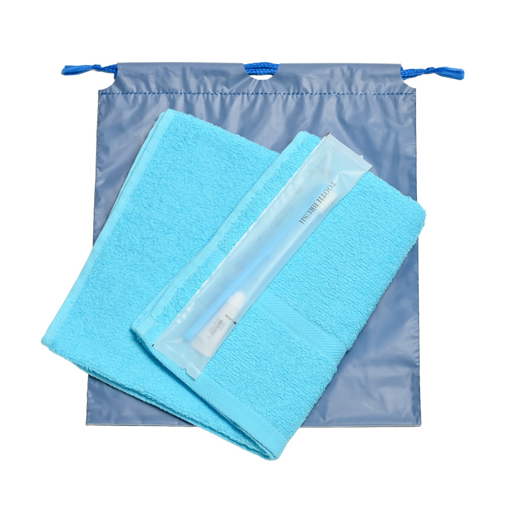 200匁ソフト界切付総パイルタオル・国産ハブラシセット（ブルー）濃色巾着袋入り　300セット