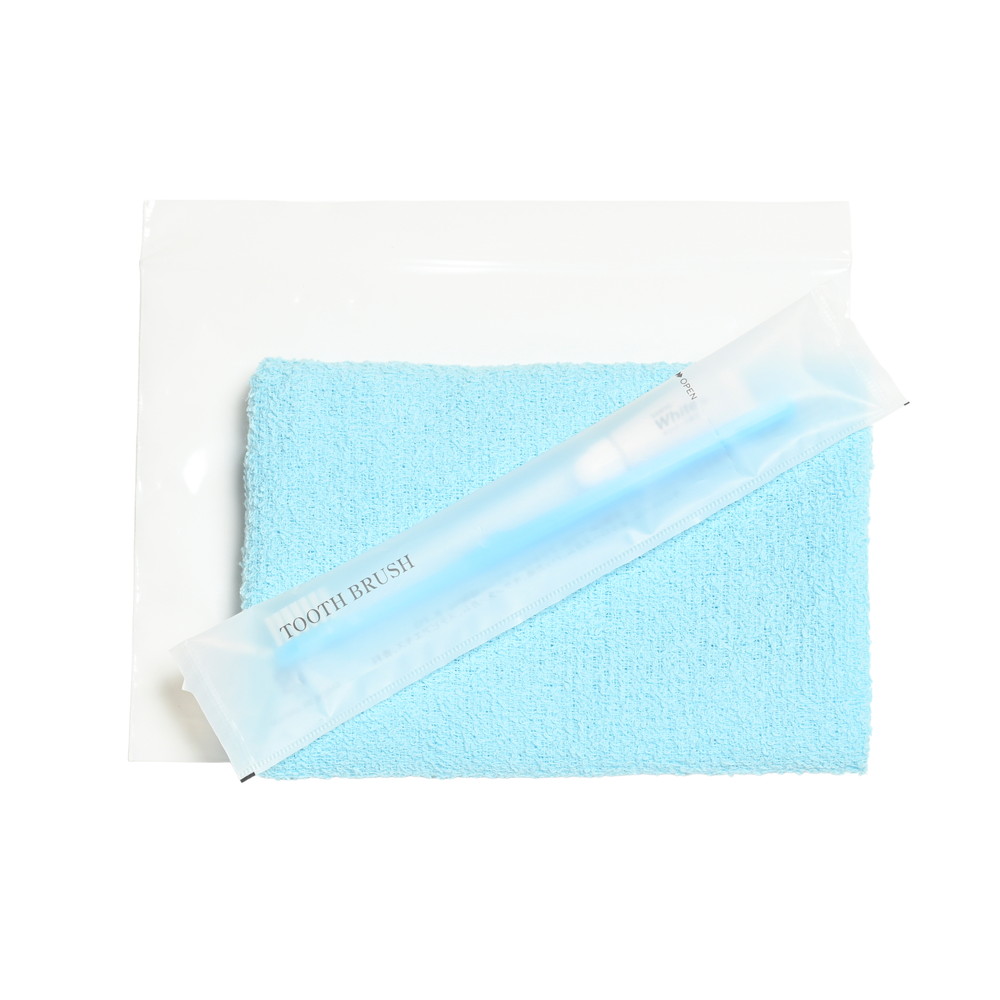 160匁平地付タオル・国産ハブラシセット（ブルー）白ジッパー袋入り　200セット