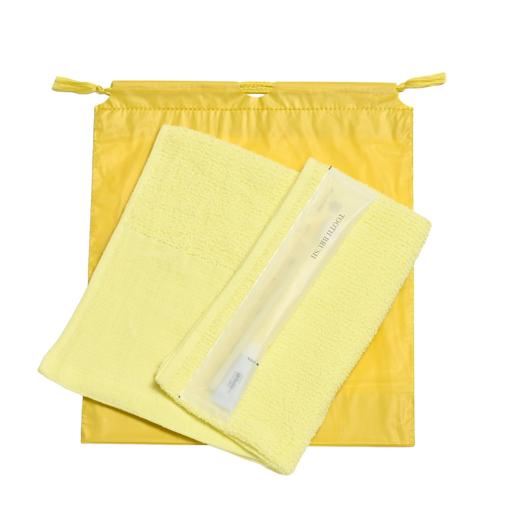 160匁平地付タオル・国産ハブラシセット（イエロー）濃色巾着袋入り　200セット
