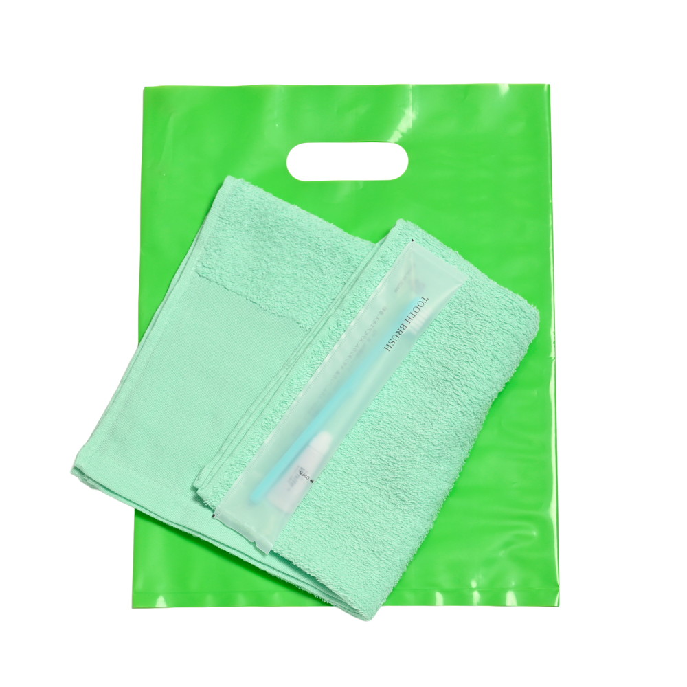 180匁平地付ソフトタオル・国産ハブラシセット（グリーン）小判抜きバッグ入り　200セット