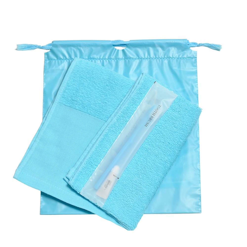 180匁平地付ソフトタオル・国産ハブラシセット（ブルー）巾着袋入り　200セット