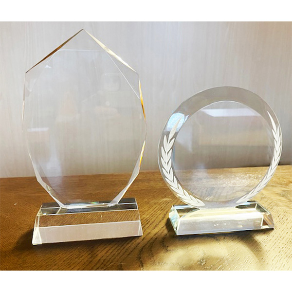 オリジナルガラス製トロフィー