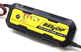 バッテリー充電器