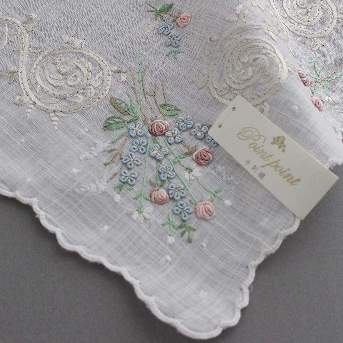 ポワンポワン　ベトナム手刺繍　ハンカチ　花スカラヘム　ホワイト