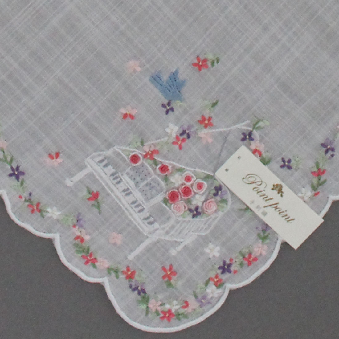 ベトナム手刺繍ハンカチ　青い鳥と音楽　2213　ホワイト