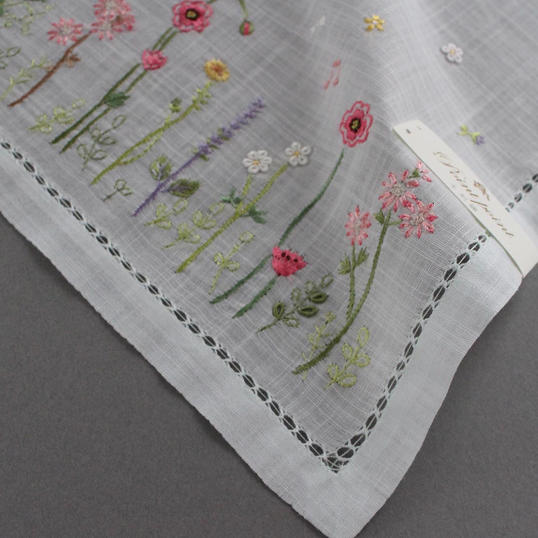 ベトナム手刺繍ハンカチ　花　2215　グリーン