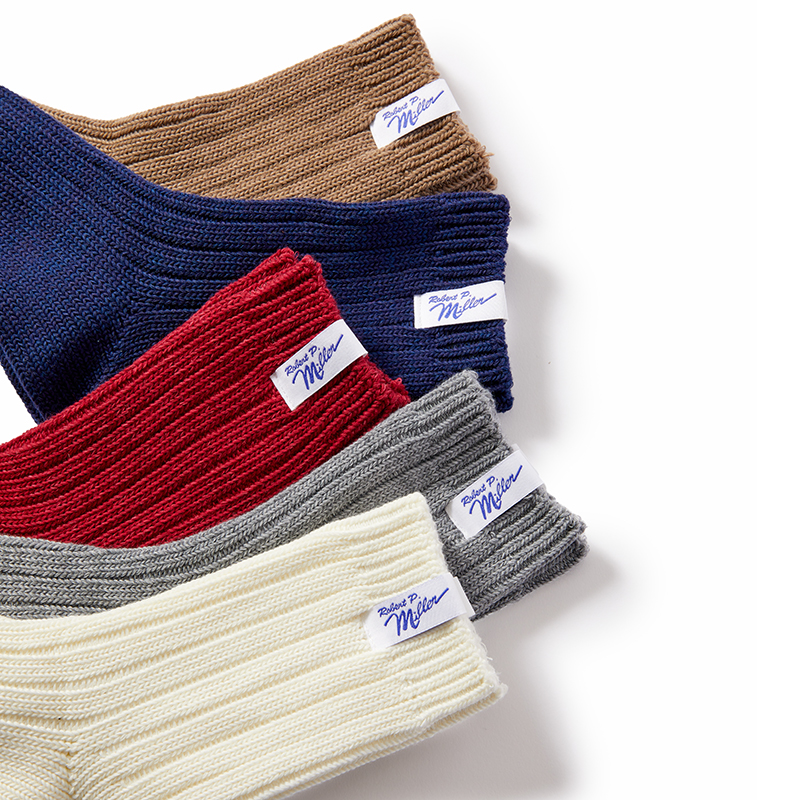 Low-gauge rib socks 23-25cm