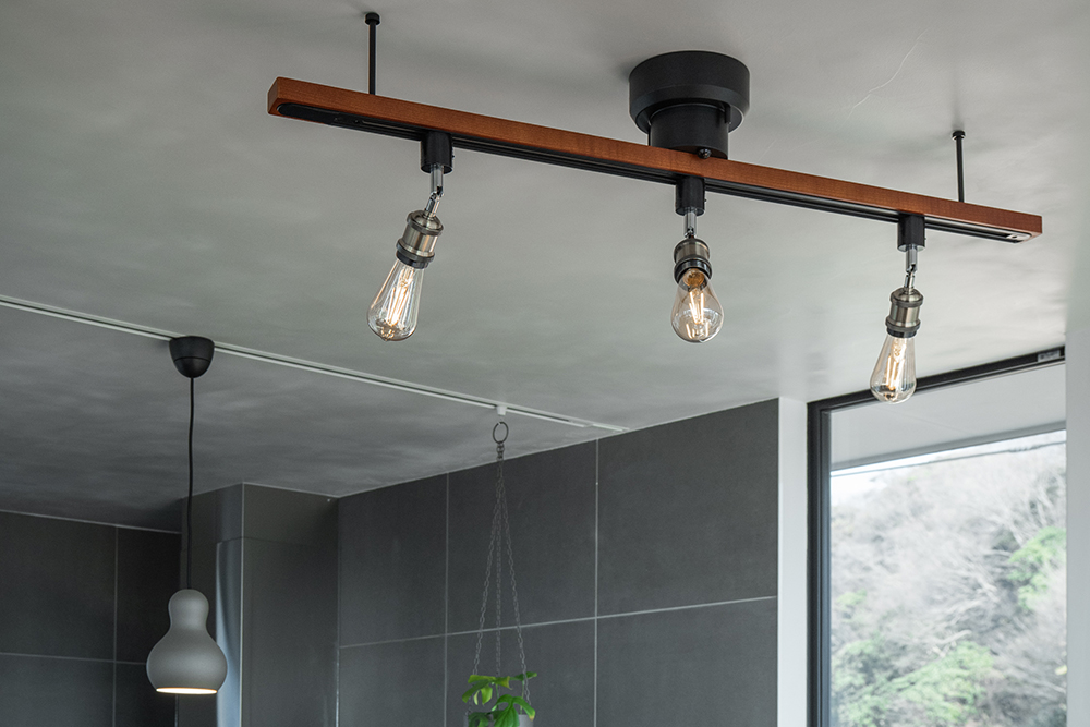 LIGHTING DUCT RAIL with LED （ライティング ダクトレール  LEDライト付き）