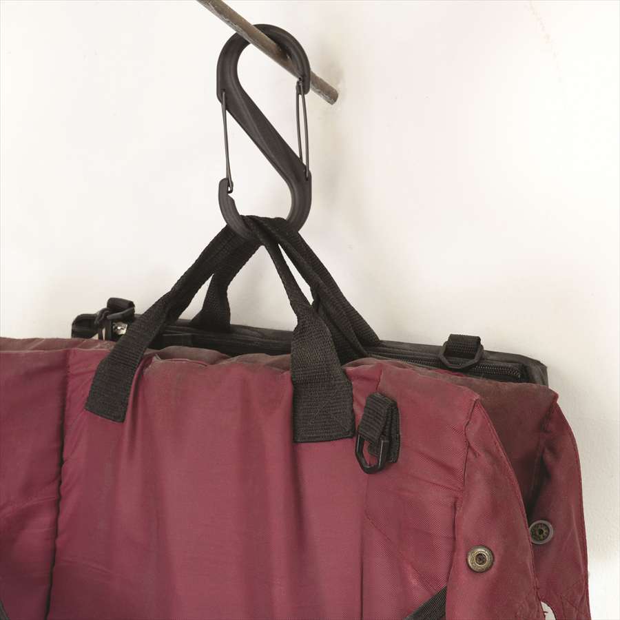 NITE IZE エスビナープラスチック #8 ブラック／ブラックゲート