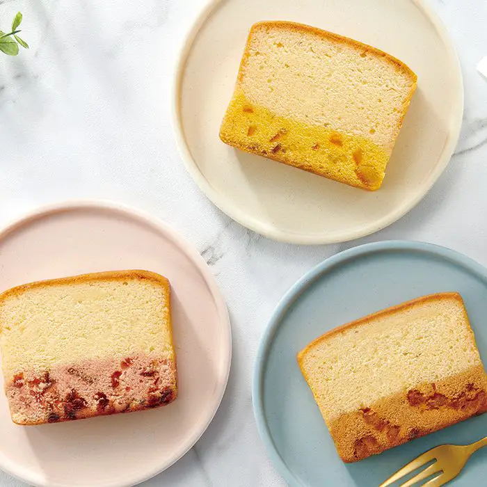 果実と楽しむ　しっとり濃厚チーズケーキ