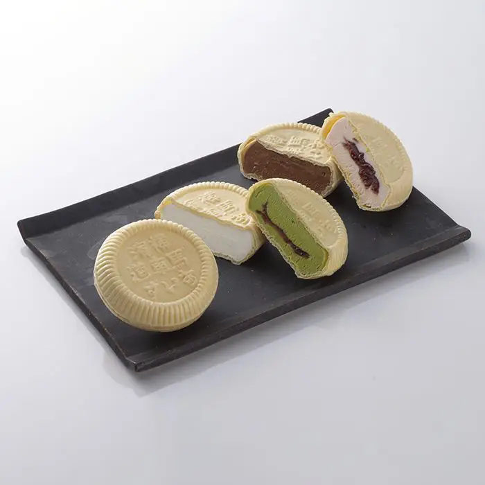 横濱馬車道　あいすもなかセット　１７個