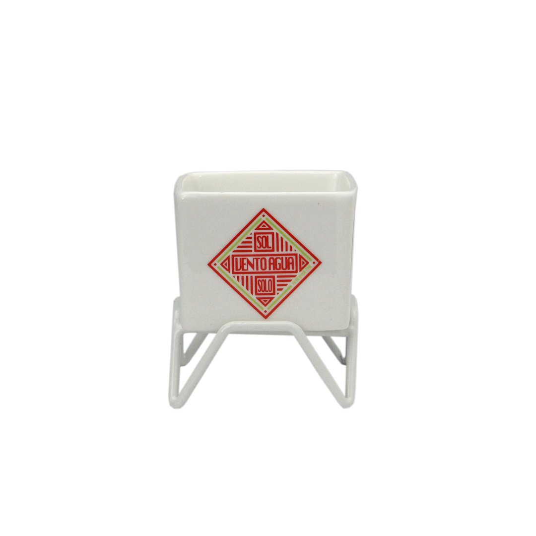 Plant Pot w/stand 60 “Red”
