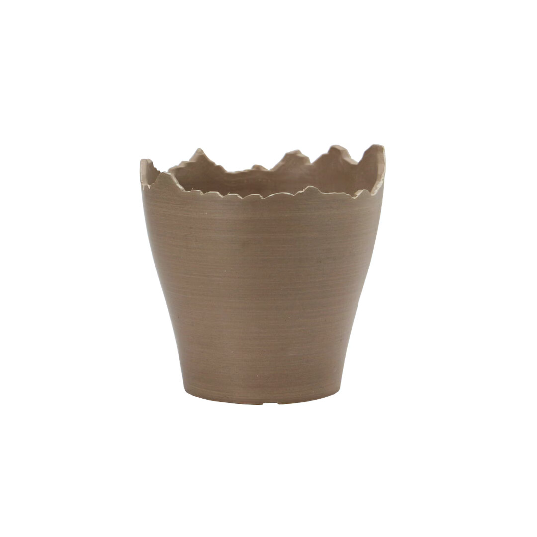 Plastic Pot Cliff No.4 “Khaki”