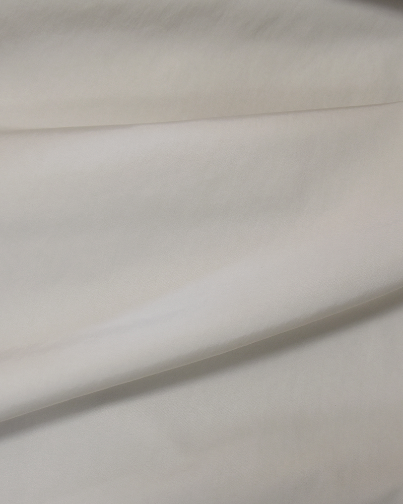 D5560KNF C/#ALF411 Ow White