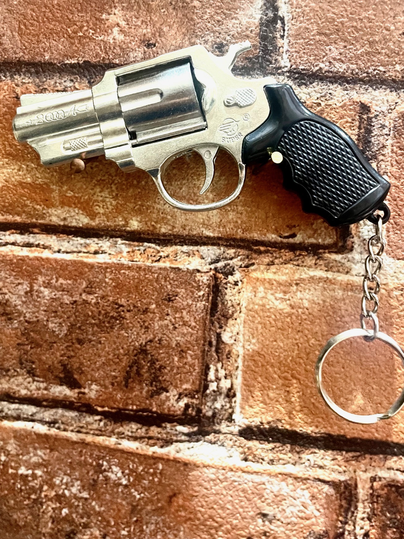 リボルバーキーホルダー