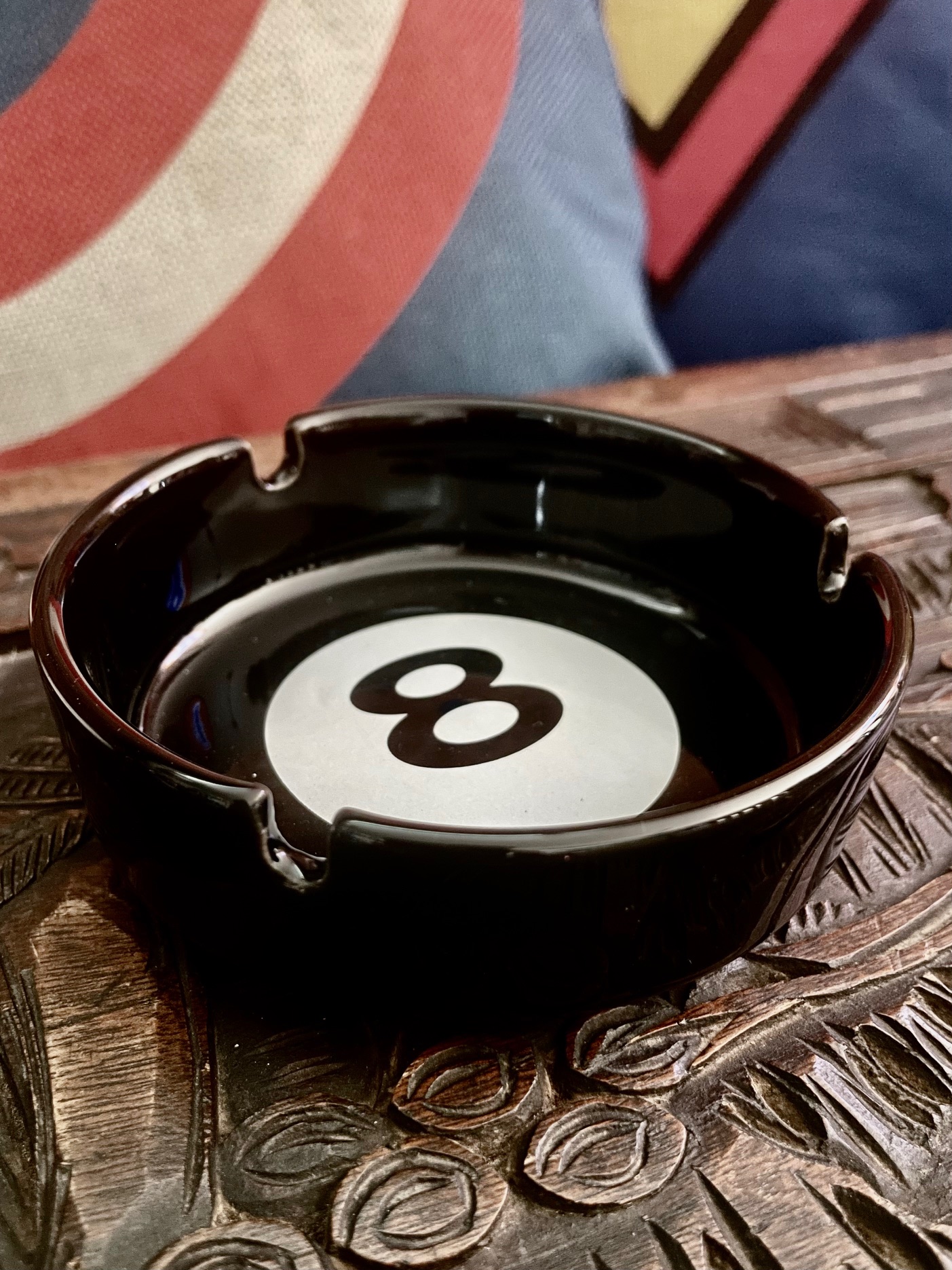 灰皿 ビリヤード 8ボール 陶器製 卓上灰皿 ブラック アメリカン雑貨