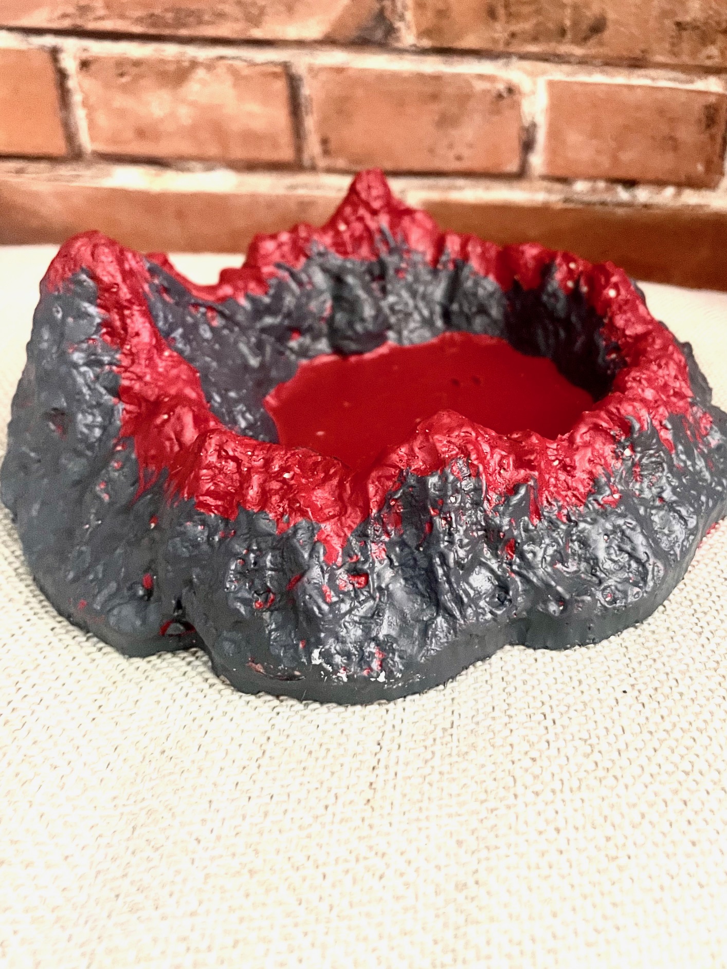 雪山灰皿  陶器製 卓上灰皿 ブラック アメリカン雑貨