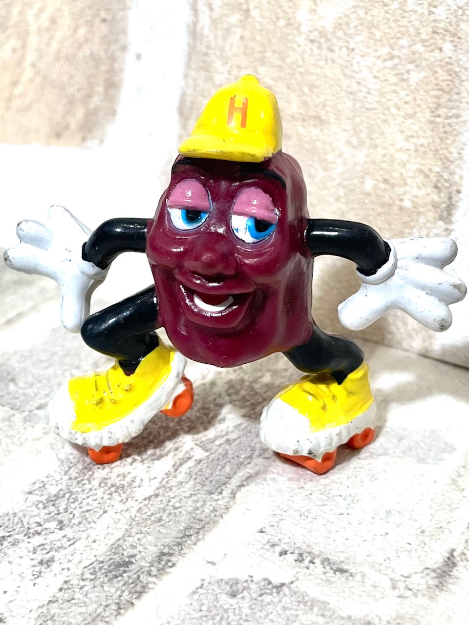 カリフォルニアレーズン フィギュア スケート Sサイズ