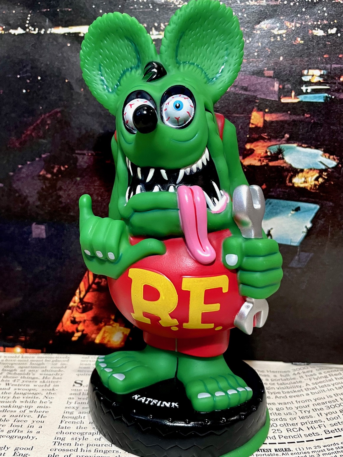 ラットフィンクボビングヘッド(舌だしグリーン）