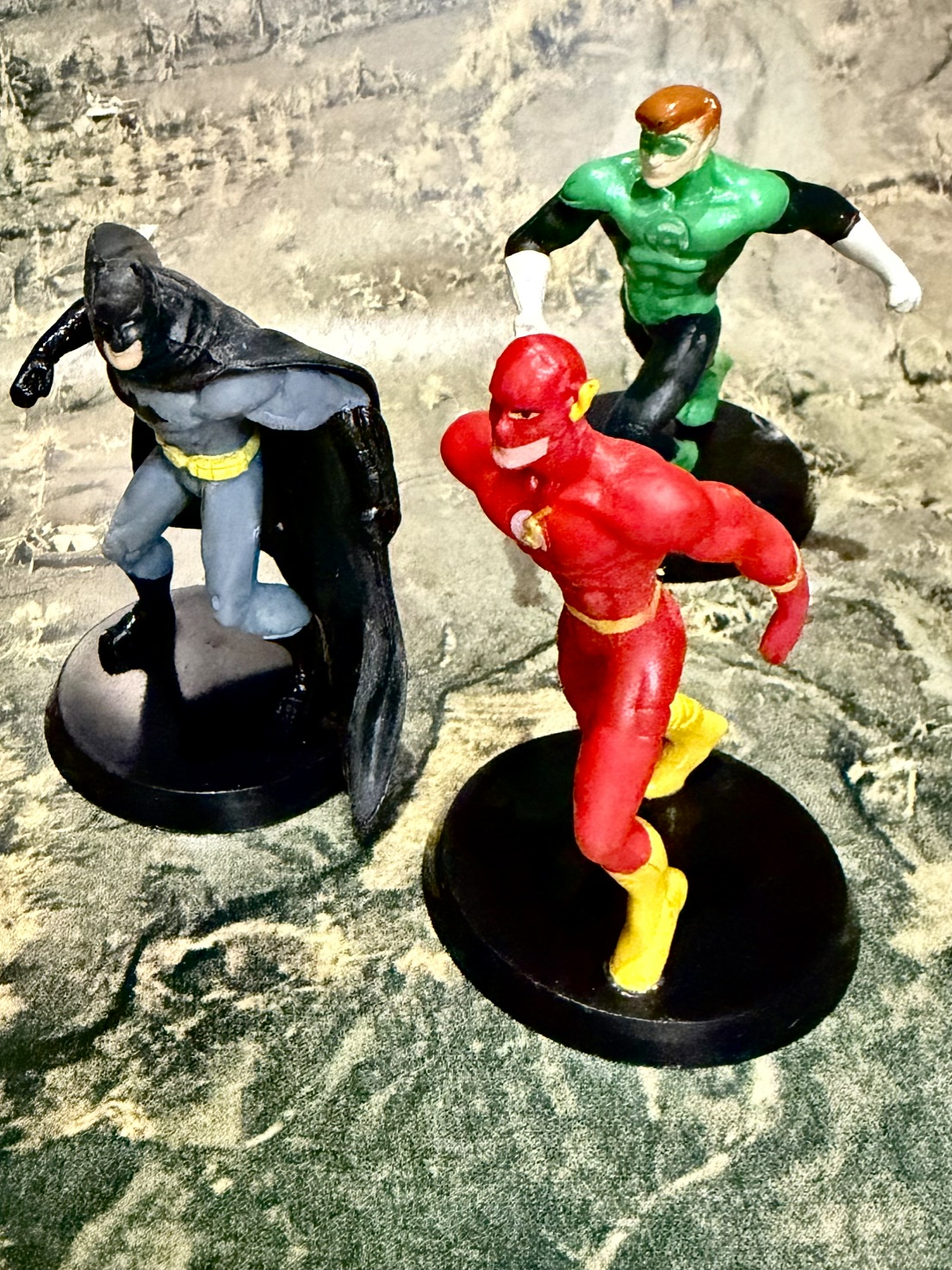 グリーンランタン/フラッシュ/バットマン　3体台座付フィギュアセット