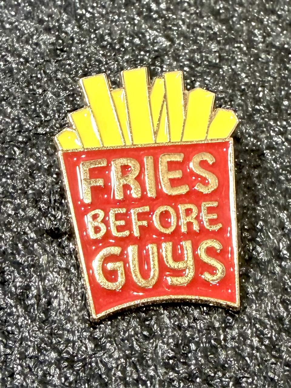 FRIESピンズ