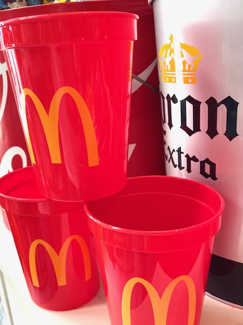 マクドナルド 16オンスレッドスタジアムカップ