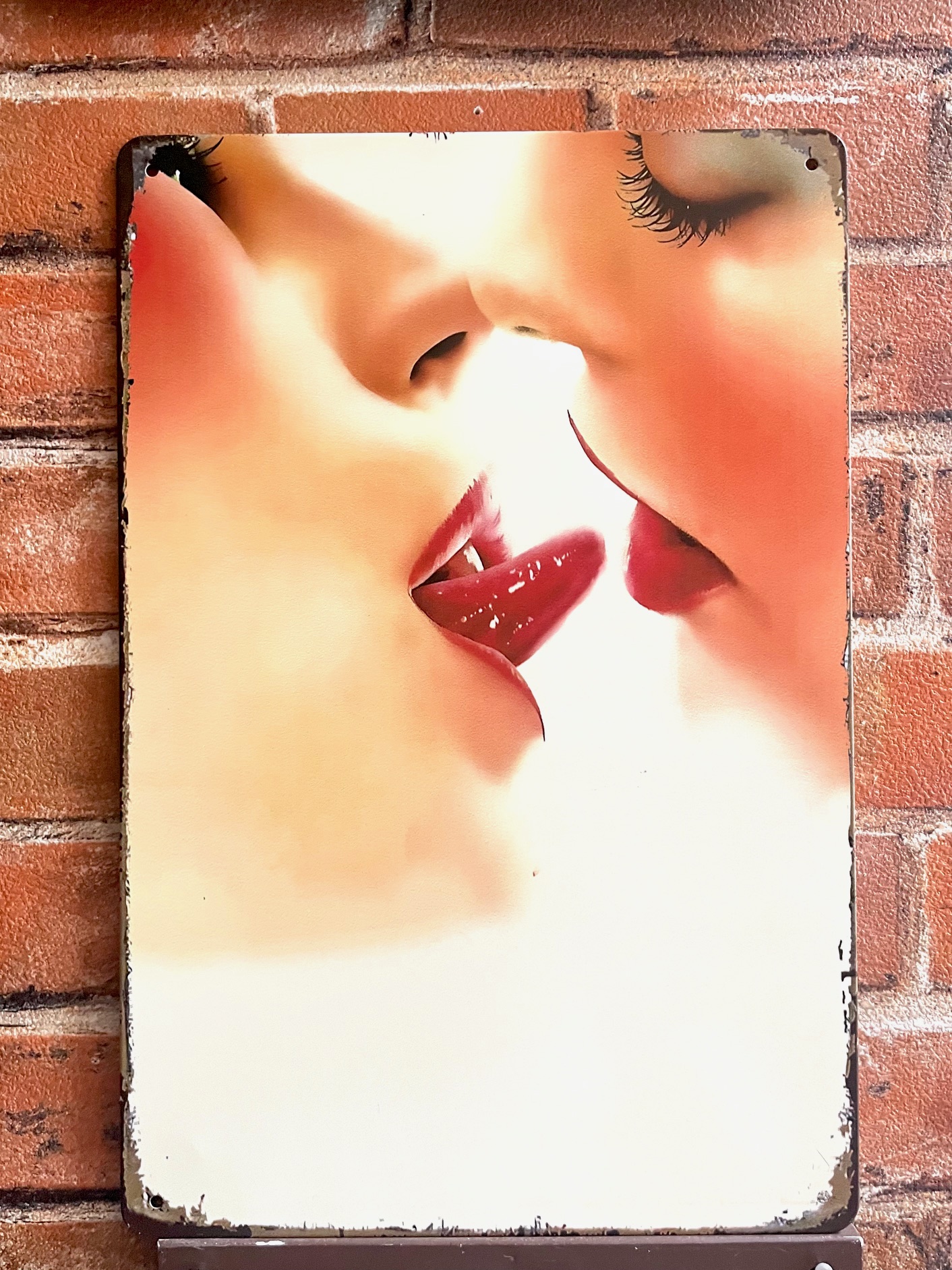 KISSティンサイン 看板 ブリキ看板 インテリア ディスプレイ レトロ  アメリカン雑貨