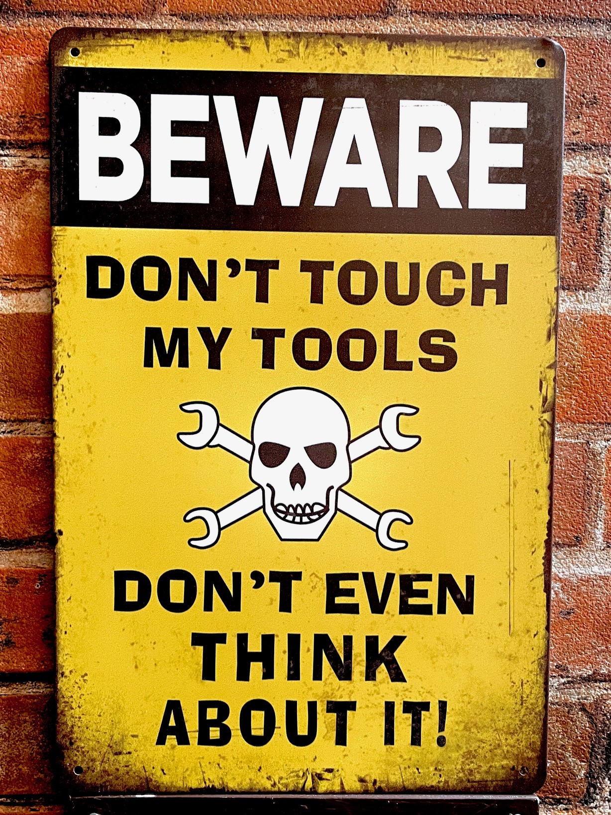 DONT TOUCHティンサイン  看板 ブリキ看板 インテリア ディスプレイ レトロ  アメリカン雑貨