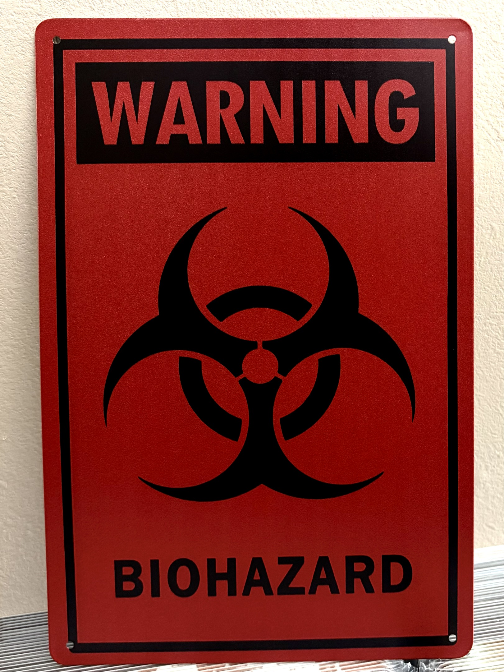 BIOHAZARD 看板 ブリキ看板 インテリア ディスプレイ レトロ  アメリカン雑貨