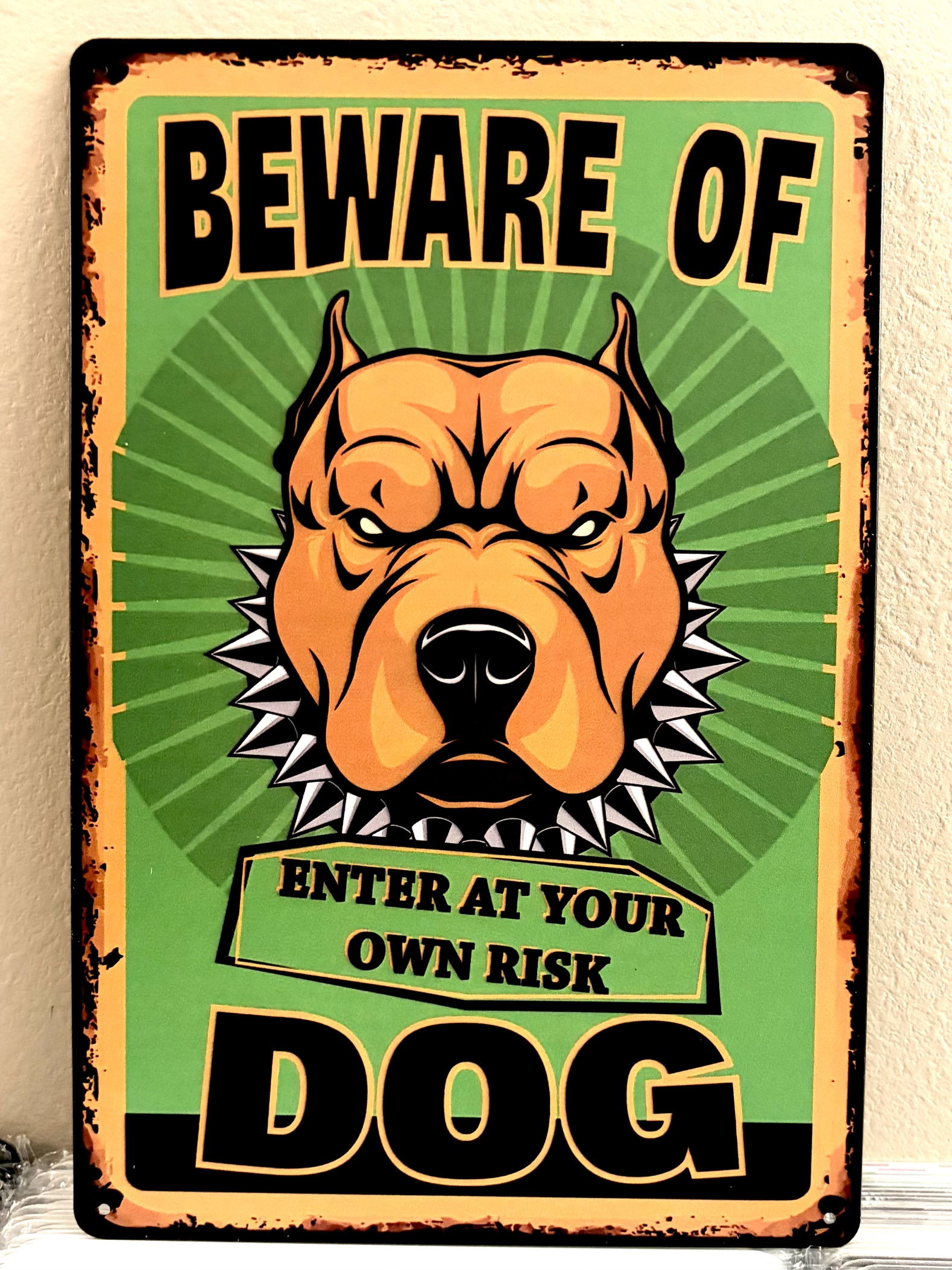 BEWARE DOGティンサイン