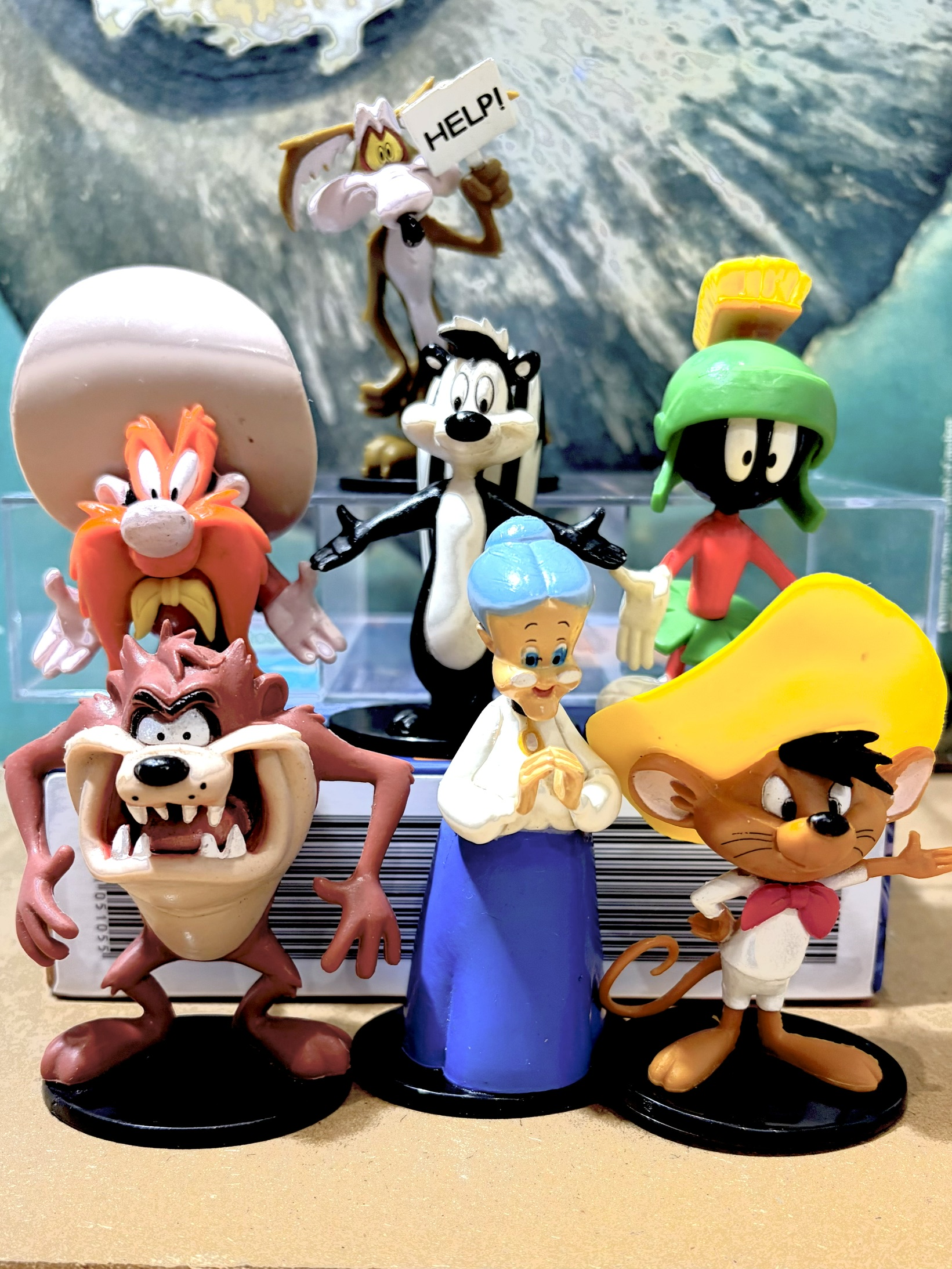 Looney Tunes  PVCフィギュア 7Pセット(780円×７）