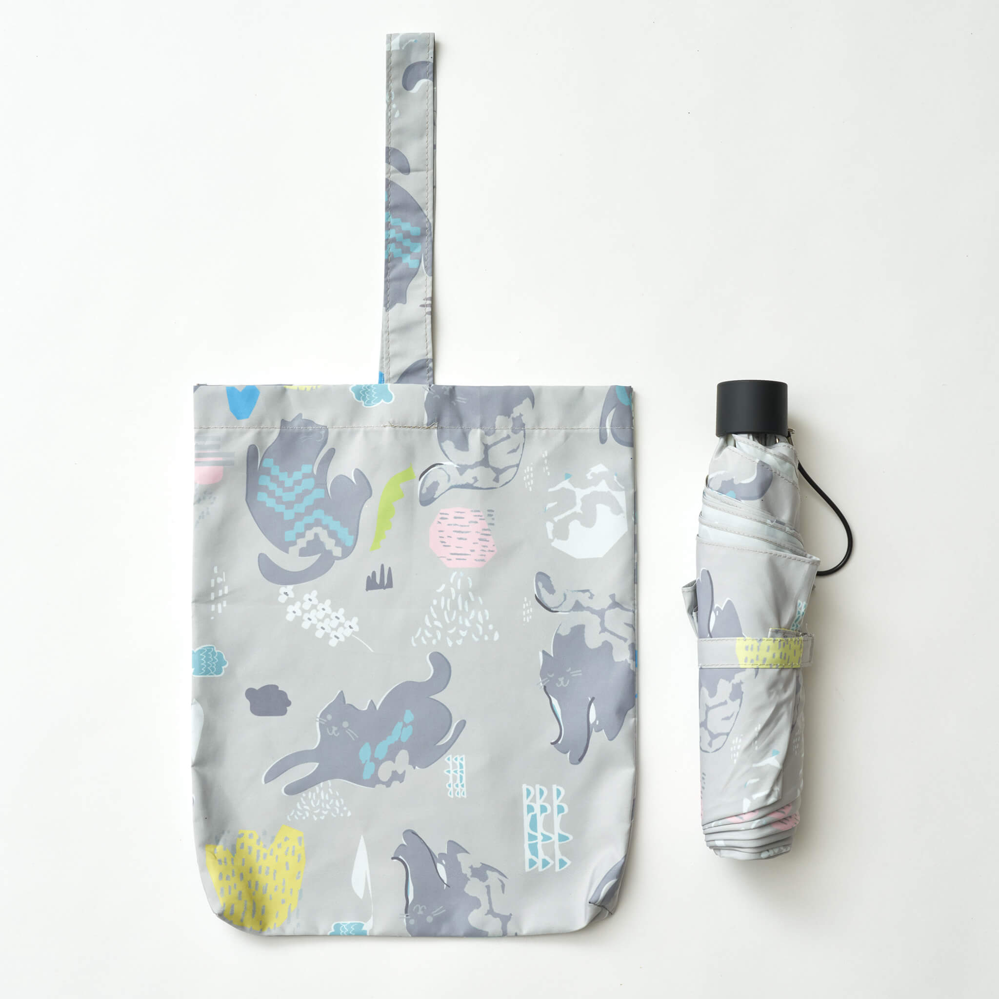 晴雨兼用 折りたたみ傘　キッサ（2色）