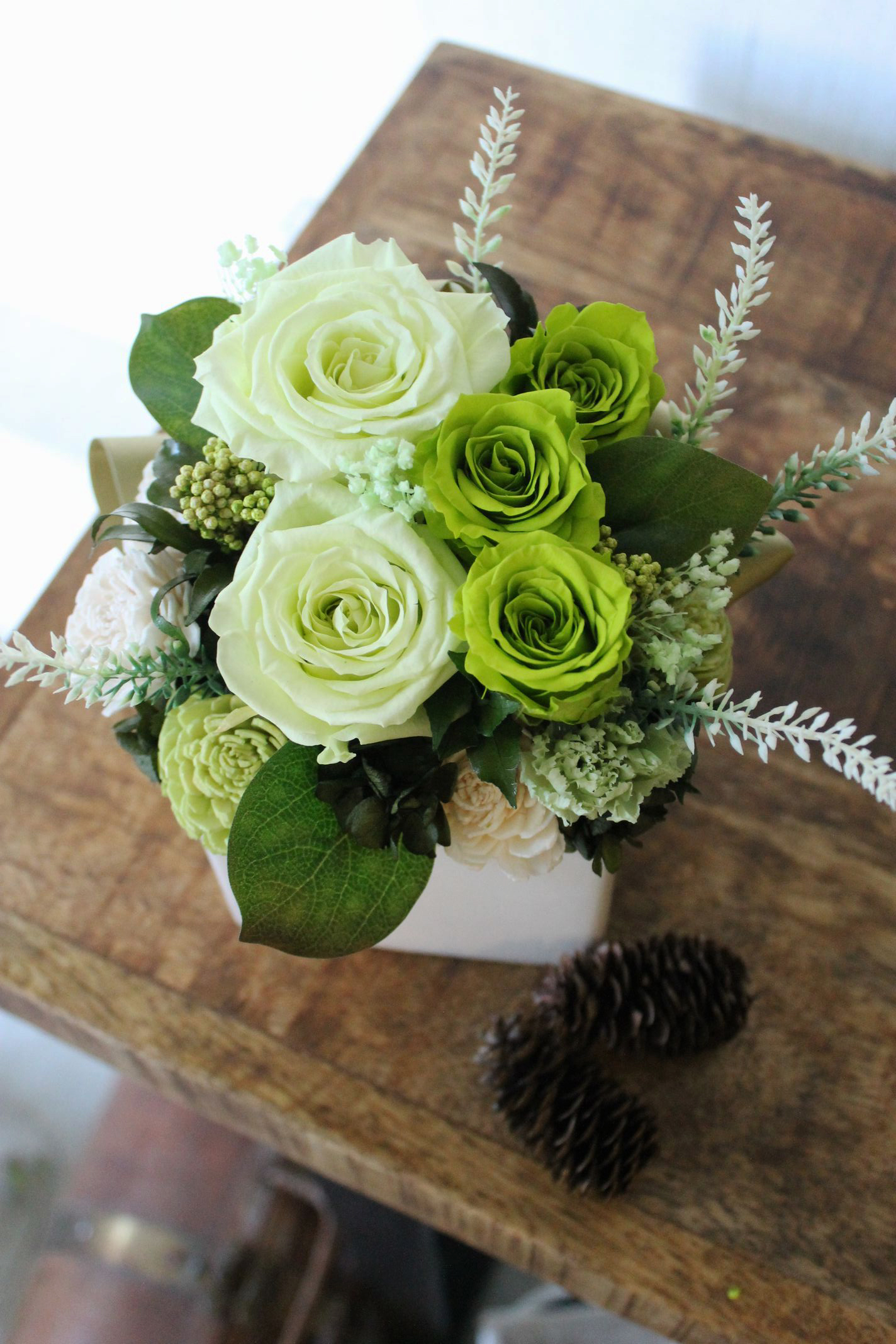 デザイナーズプリザーブドフラワー｜アレンジメントMサイズ オンラインフラワーショップ「はなとき」｜全国対応通販サイト｜花屋｜ギフト｜観葉植物