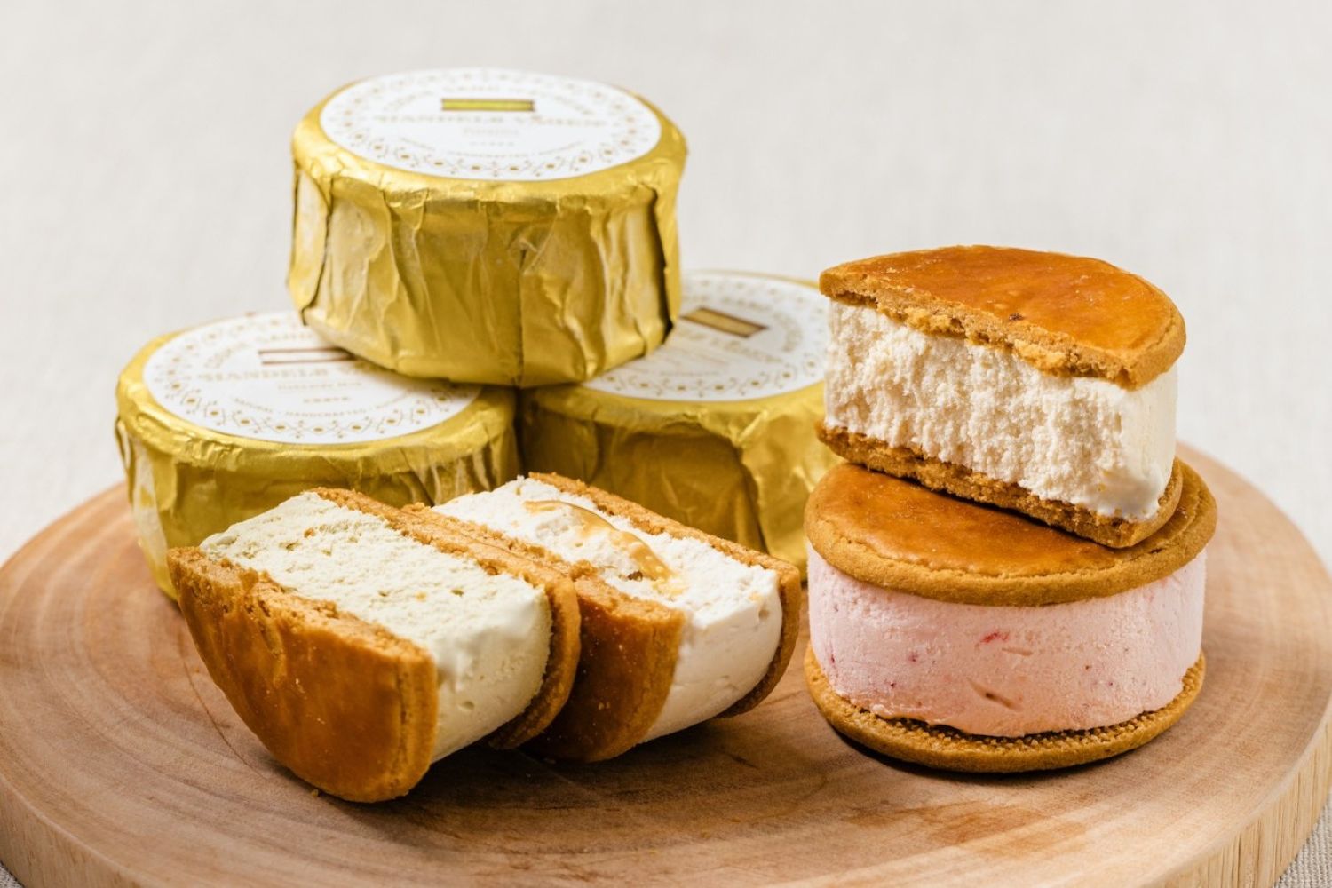 クッキーサンドアイスクリーム【1ケース12個入り】