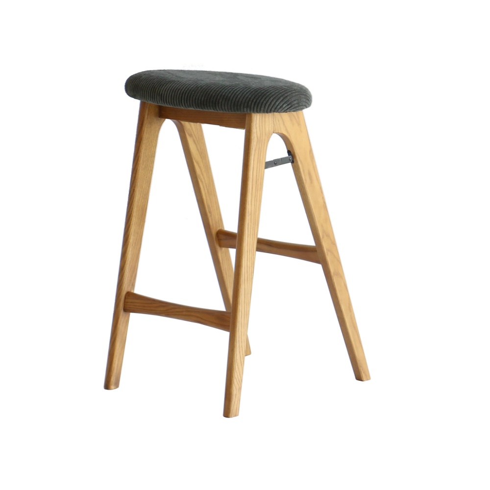 Ｆｏｌｄｉｎｇ　Ｓｔｏｏｌ　－　ｂｕｔｌｅｒ－