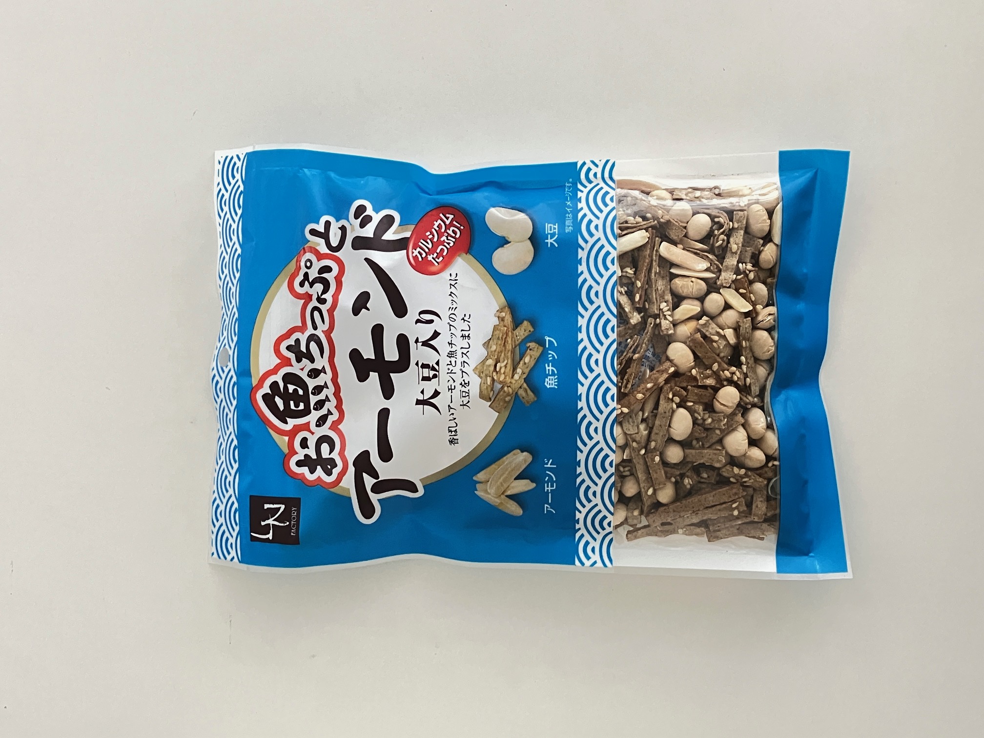 お魚チップとアーモンド　大豆入り