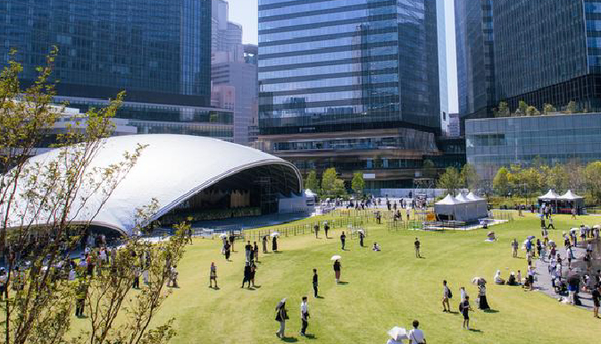 オープンキャンパス 名入れ ノベルティ 活用イメージ 広場