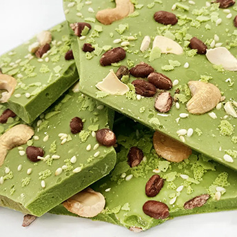 割れチョコ　あずき抹茶