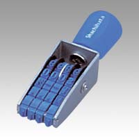 シヤチハタ　ＣＦ－４２Ｍ　欧文４連　２号　明朝体