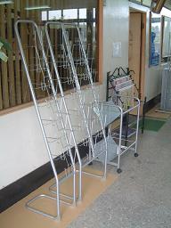 林製作所　ＹＳ－６６　パンフレットスタンド