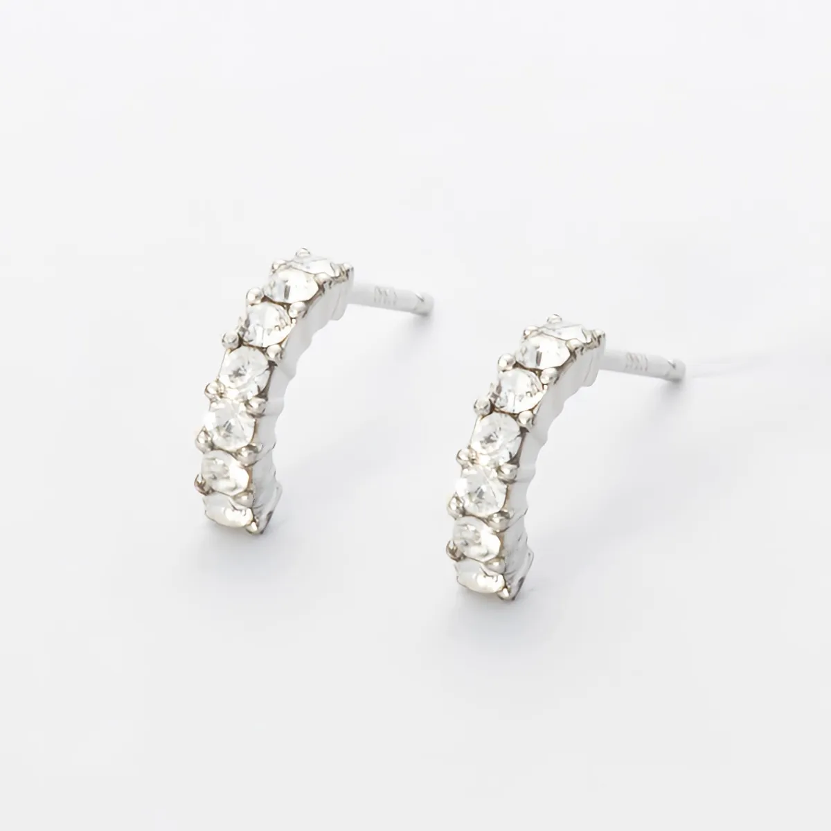 シルバー925（silver925 / sterling silver）カーブラインピアス｜ストーン付き・上品デザイン・日本製