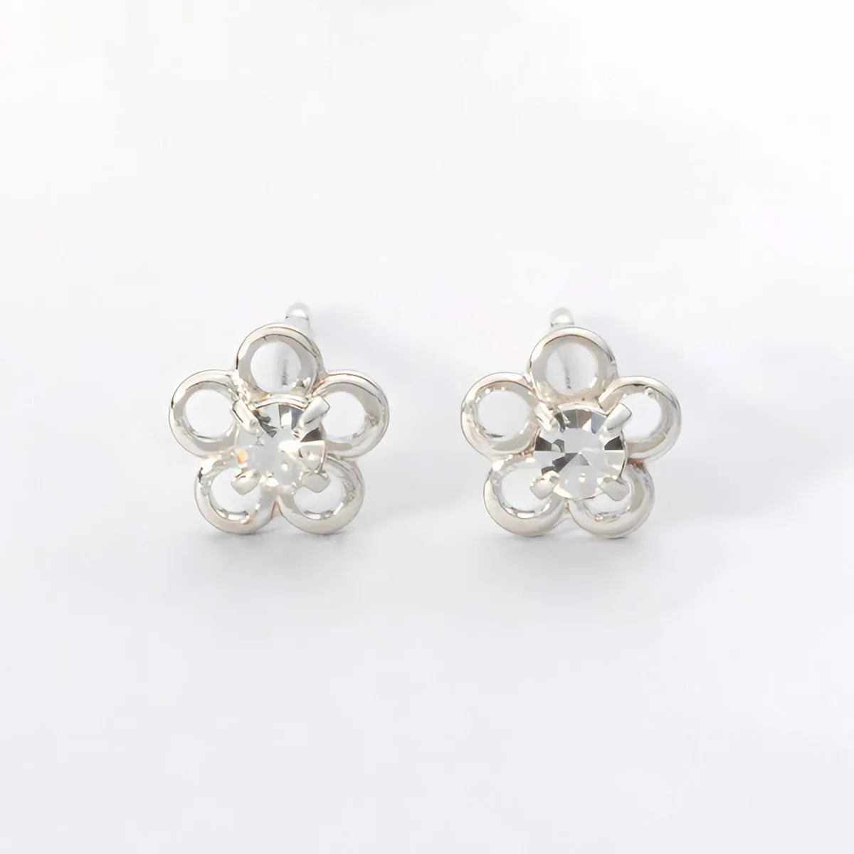 シルバー925（silver925 / sterling silver）フラワーピアス｜シンプルデザイン・定番商品・日本製