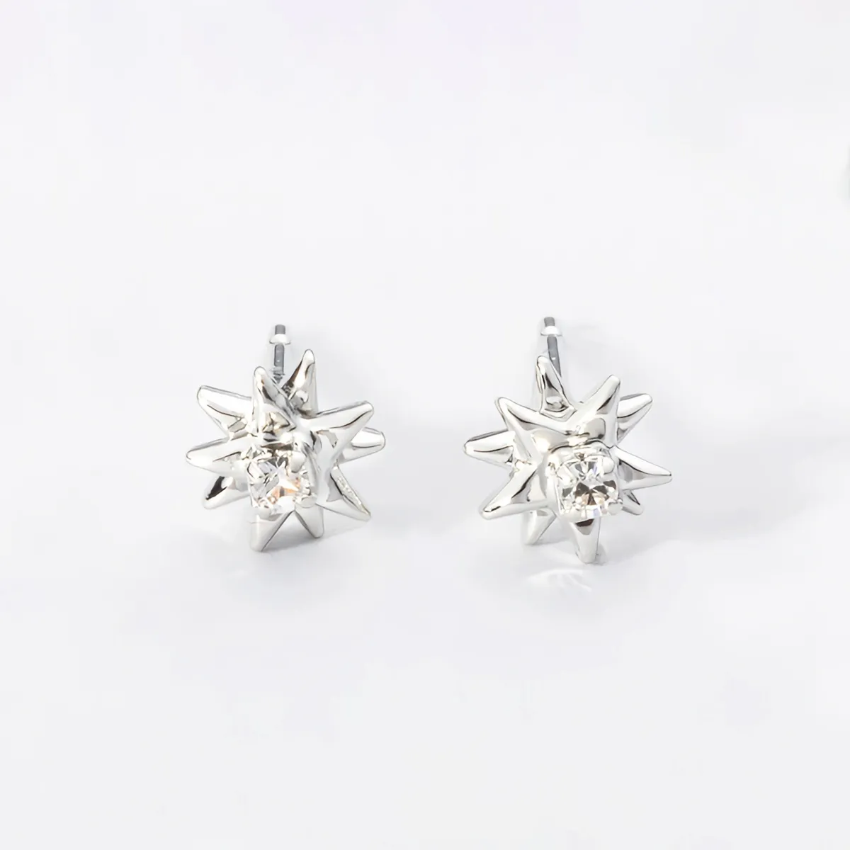 シルバー925（silver925 / sterling silver）スターピアス｜星モチーフ・トレンドデザイン・日本製