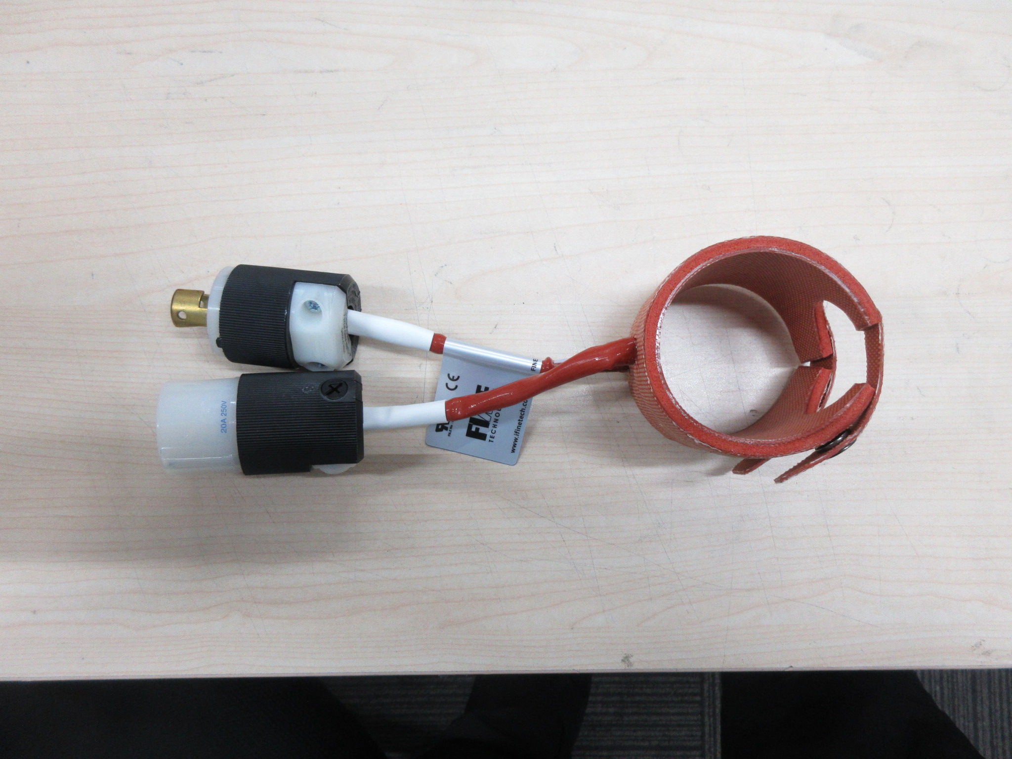 DPS METAL TMP 配管ヒータ（#4315-0037) 