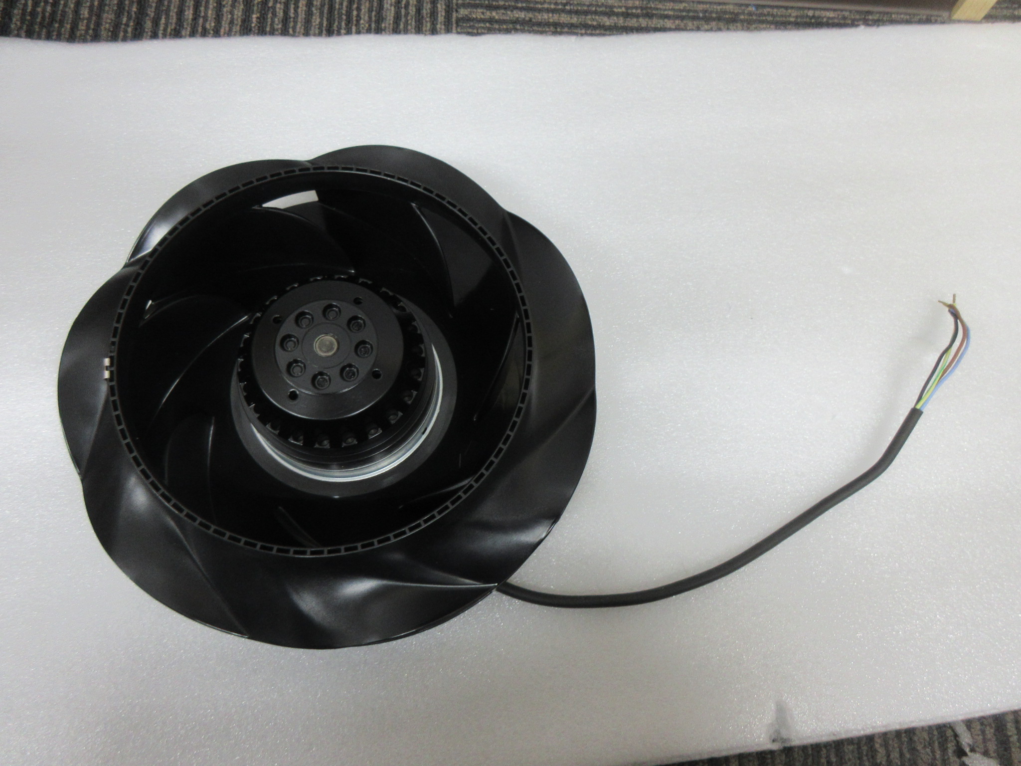 ebm-papst製 AC FAN(250mm×99mm)
