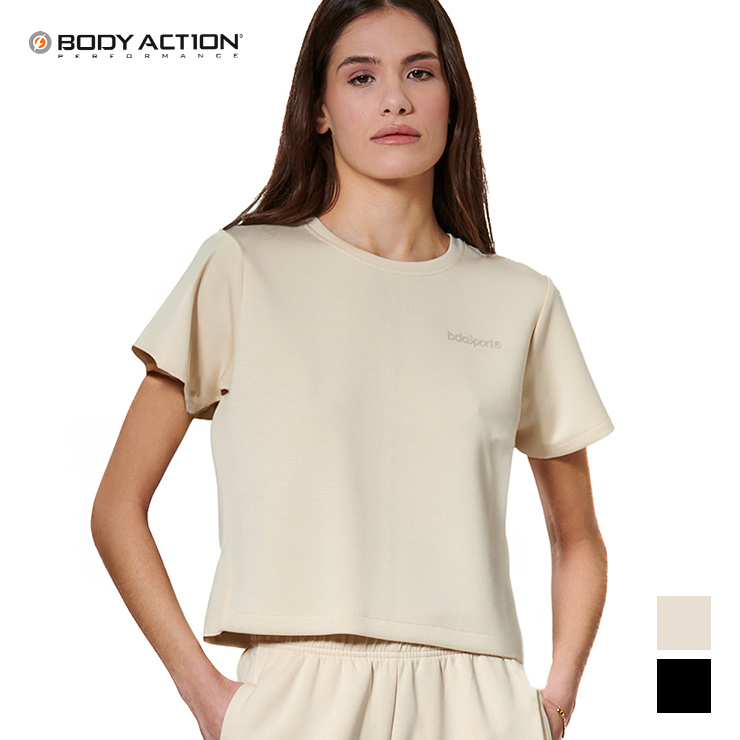 BODY ACTION ボディアクション Tシャツ 半袖 クロップ丈 ストレッチ  レディース ブラック ベージュ　Sサイズ　Mサイズ