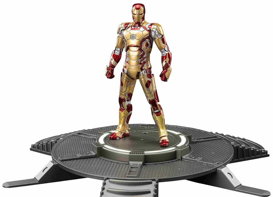 【ZD TOYS】アイアンマン MK42&ライトアップスタンドセット （7インチ Xシリーズ）